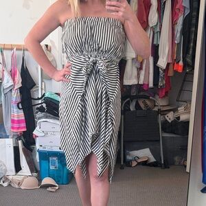 Strapless L’ academie dress